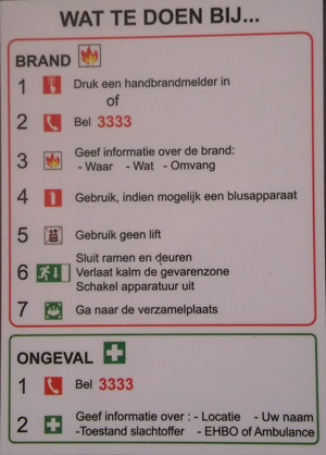 bordje met tekst met speciale coating
